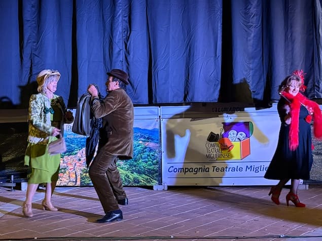 GALA a Miglierina (CZ): il teatro accende il “Borgo della Luce”